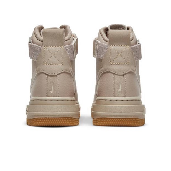 NIKE AF1 HI UT 2.0, SIZE 9.5 W - Picture 4 of 9